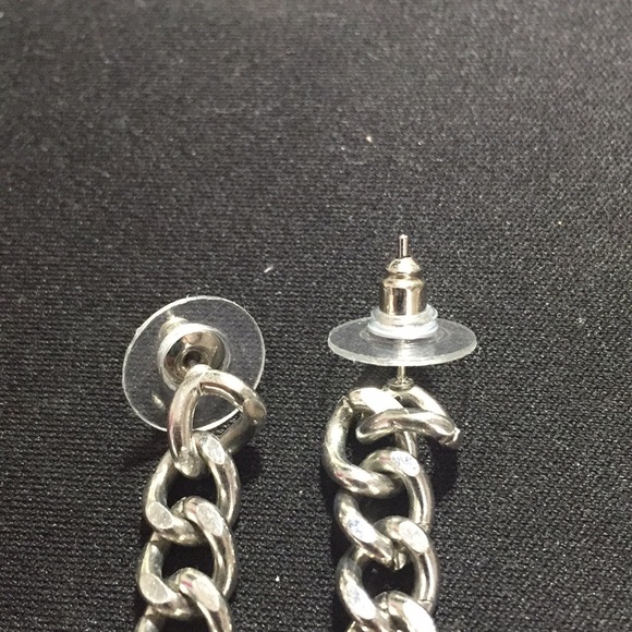 Jewelry - Picture 3 of 3